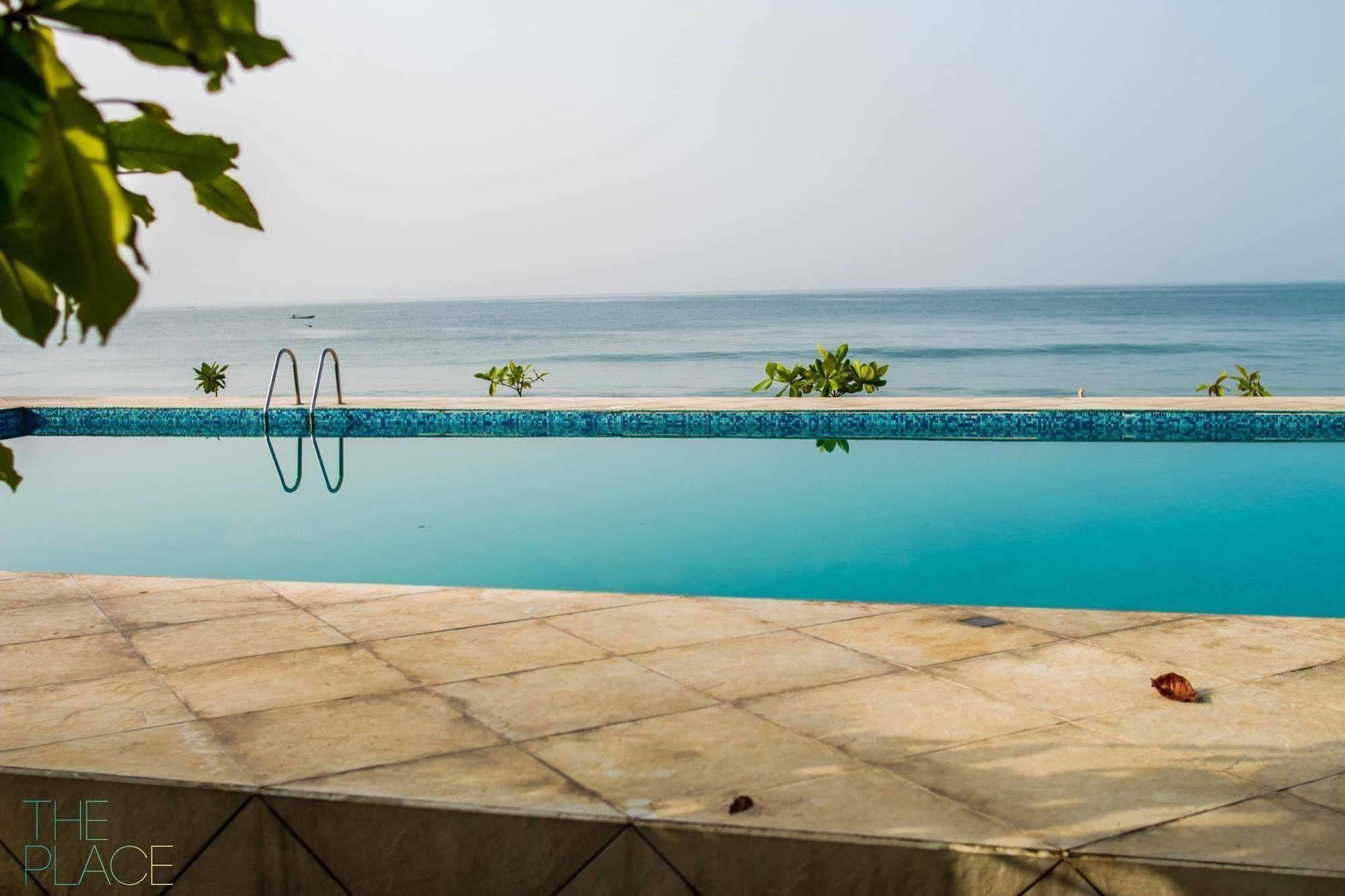 The Place Resort At Tokeh Beach 弗里敦 外观 照片